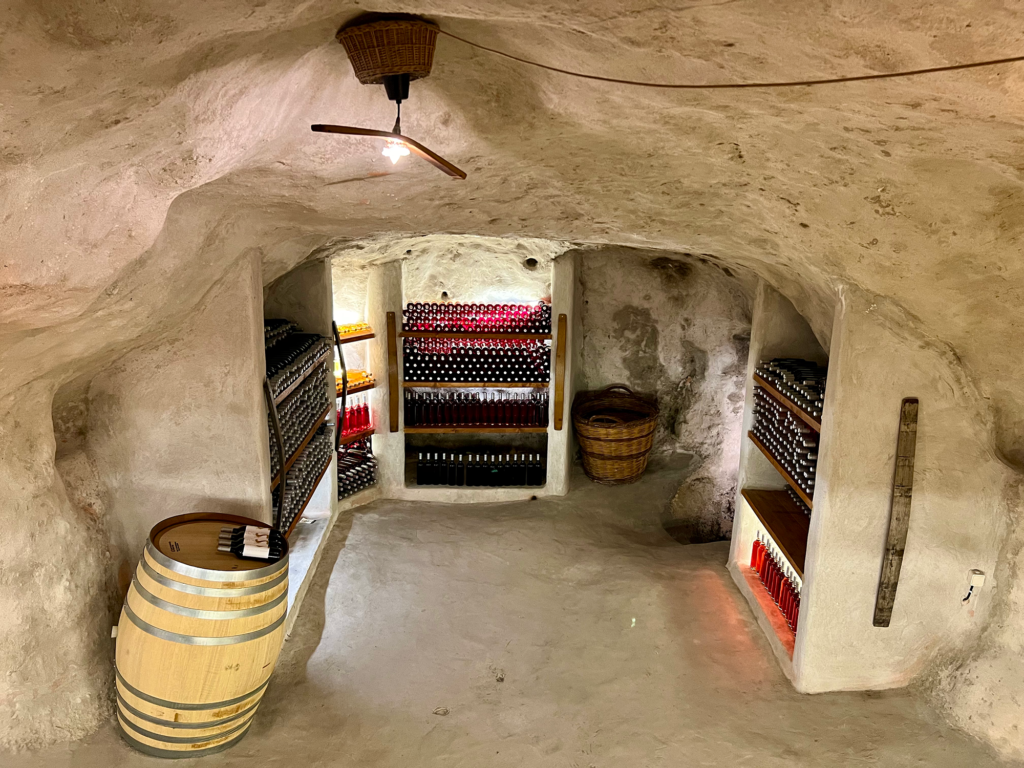 Milos cave winery