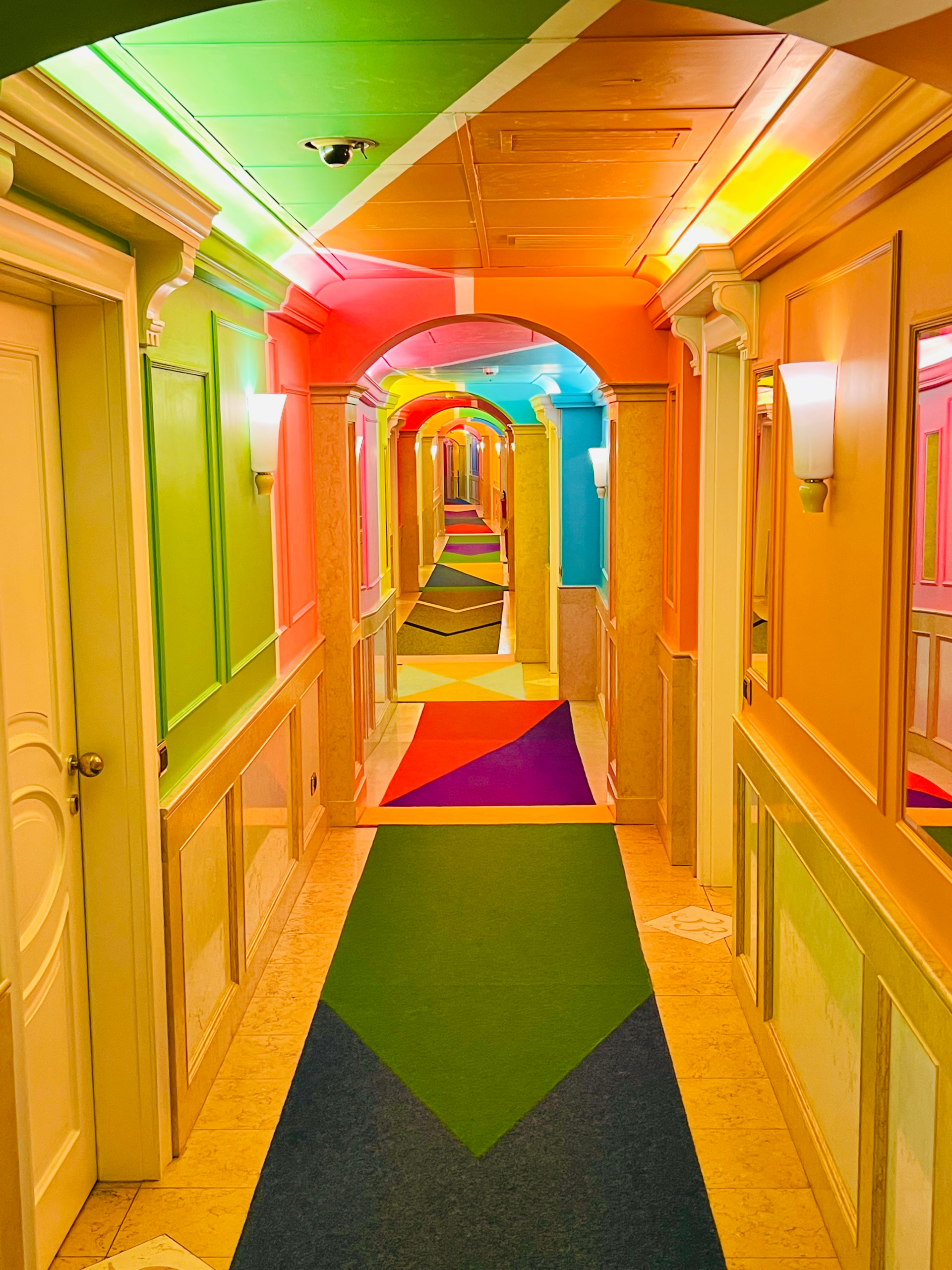 Bybalos Art Hotel