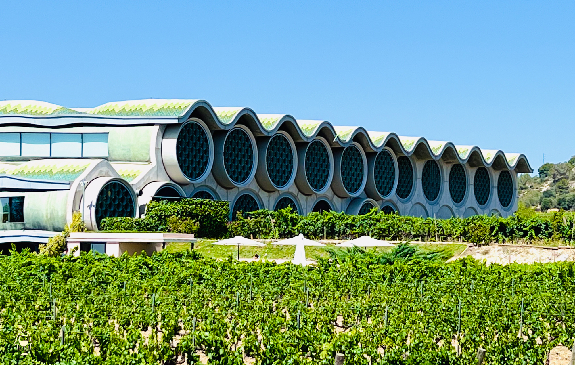 Cava & Hotel Mastinell