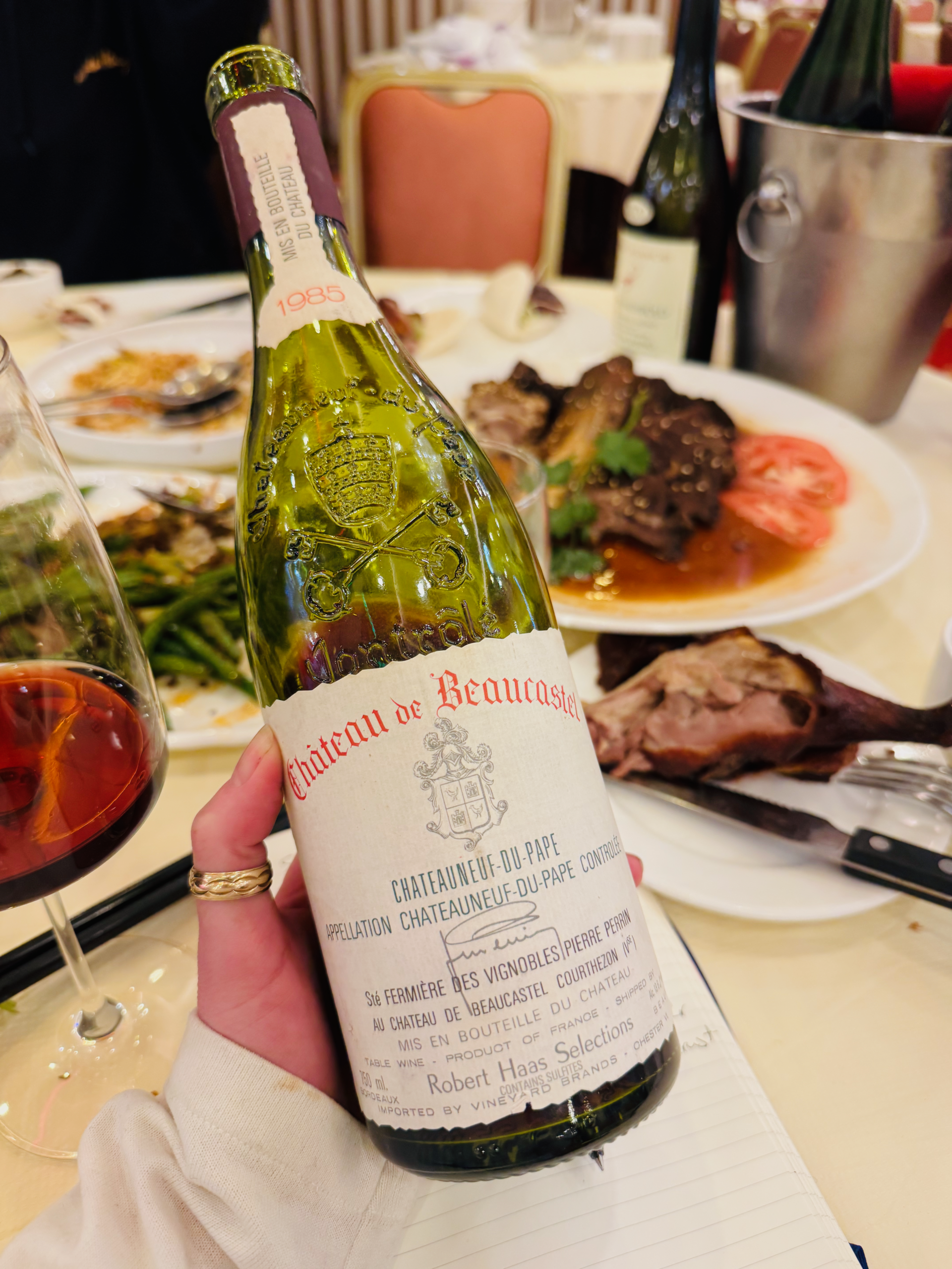 Chateau de Beaucastel 85